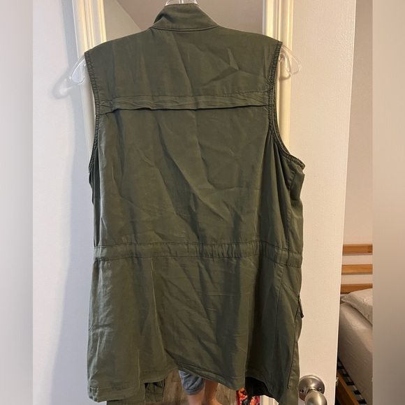Relaxed army utility vest - Picture 3 of 4